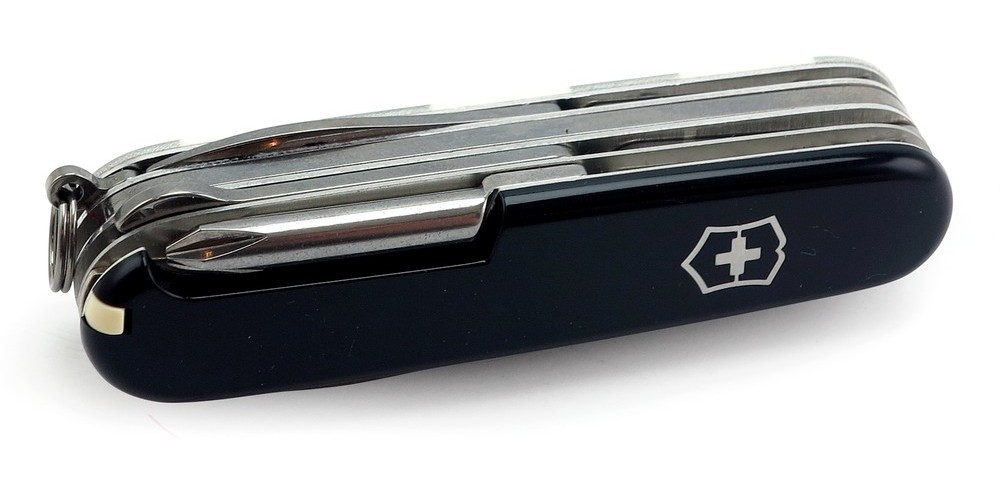 RoegMultitoolVictorinoxRoadKnife