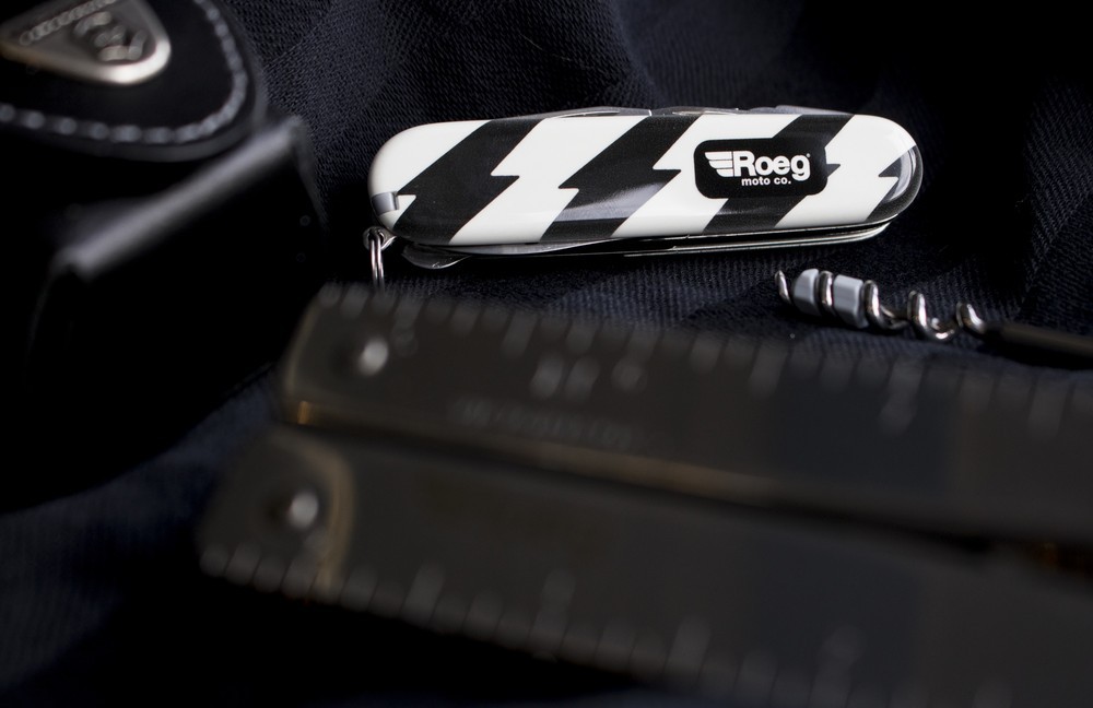 RoegMultitoolVictorinoxRoadKnife