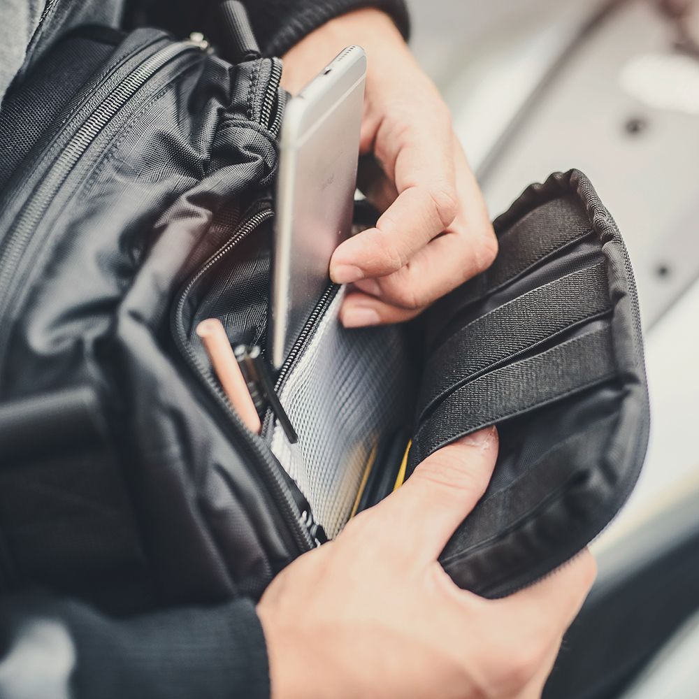 KriegaTascheSlingEdcUmhngetascheBlack